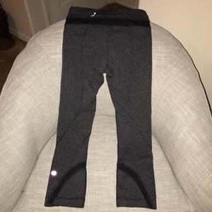 Lululemon 7/8 leggings - Size 2
